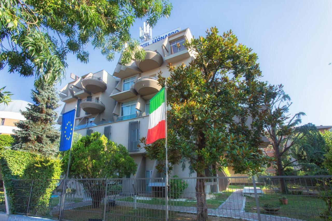 Hotel Leonardo Brescia Exterior photo